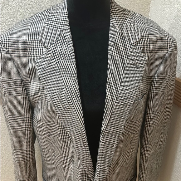 Men’s Club Room 100 % Silk Gingham Classic Blazer Size 44L Jacket! - Picture 2 of 15